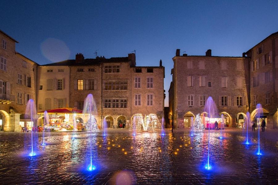L'Indus 3 Etoiles Wifi, Netflix, Disney, Coeur De Bastide Villefranche-de-Rouergue Bagian luar foto